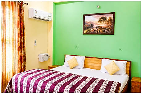 Goroomgo A.R. Resort Uttarakhand
