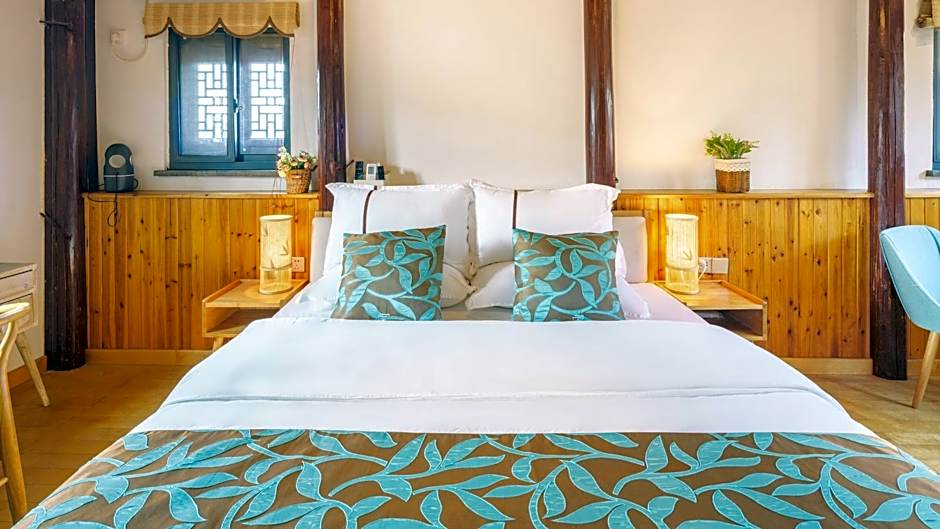 Photo 1 of 6 of Lvyue - Yuexiang Bed Room