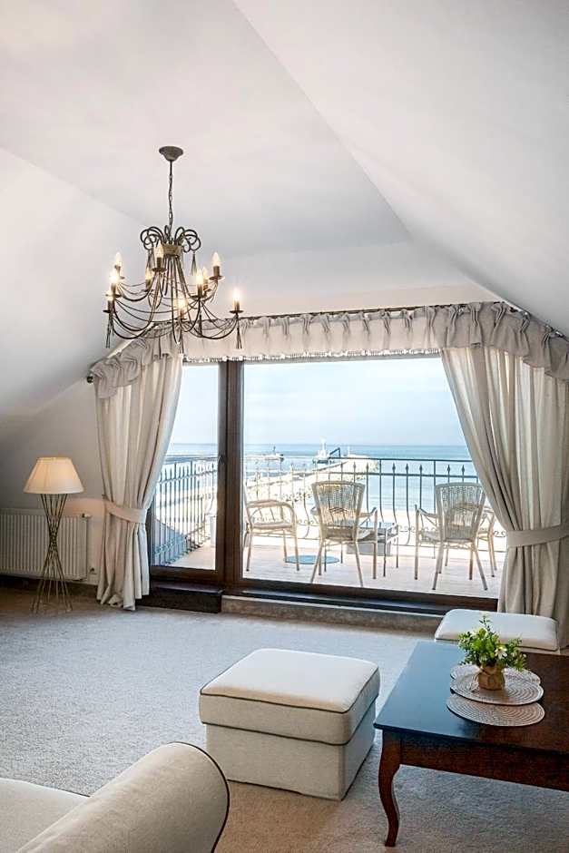 COLUMBUS Apartamenty Ustka - Limanowskiego 1