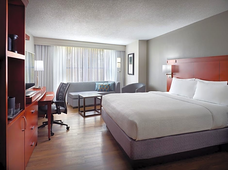 Courtyard by Marriott Atlanta Decatur Downtown/Emory