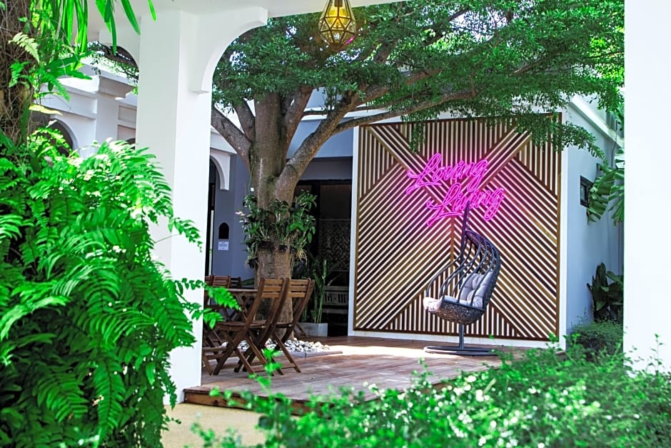 Absolute Sanctuary Hotel (Adult only 12)