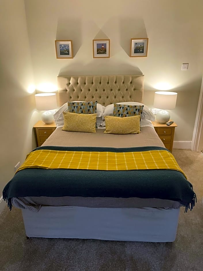 Horncliffe room only accommodation