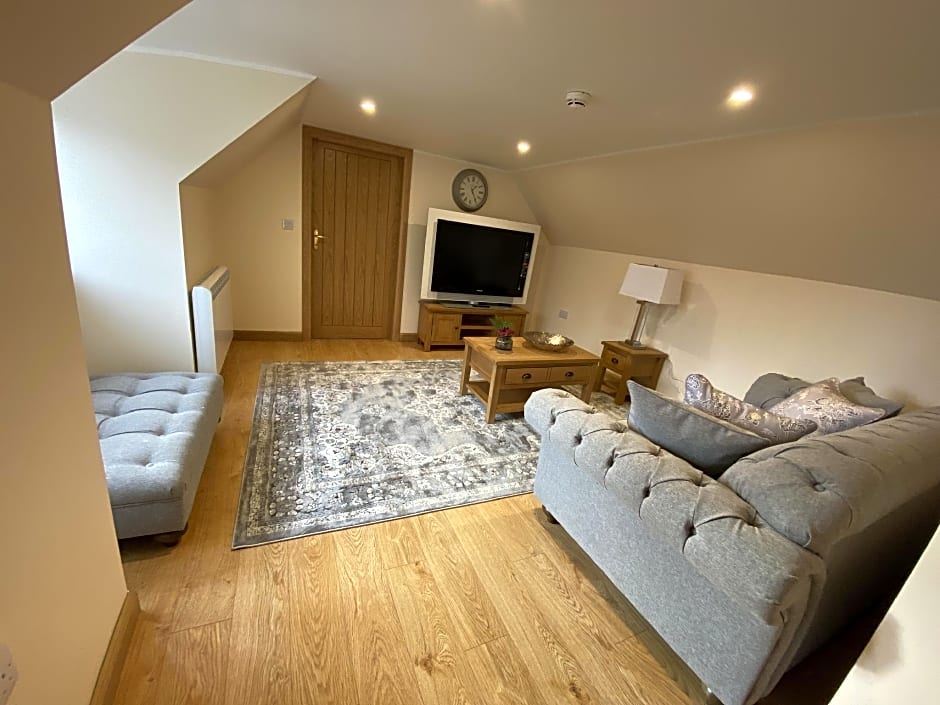 Waverley Inn Apartments