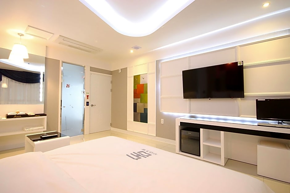 Dom Hotel