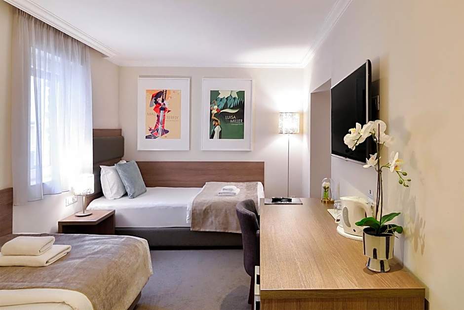 Hotel Opera Garni