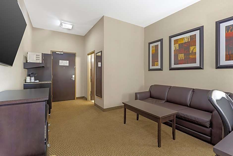 Best Western Bonnyville Inn & Suites
