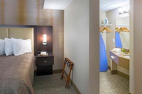 King Room - West Wing