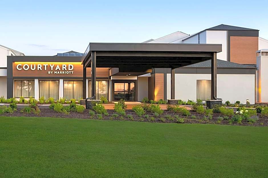 Courtyard by Marriott Minneapolis-St. Paul Airport