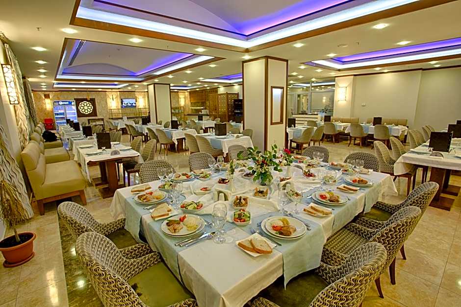 Grand Ozgul Thermal Holiday Village