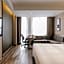 Atour Hotel Kunshan Yongda Commercial Plaza
