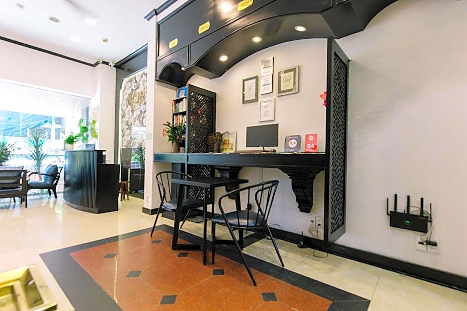 Orchid Hotel Hue