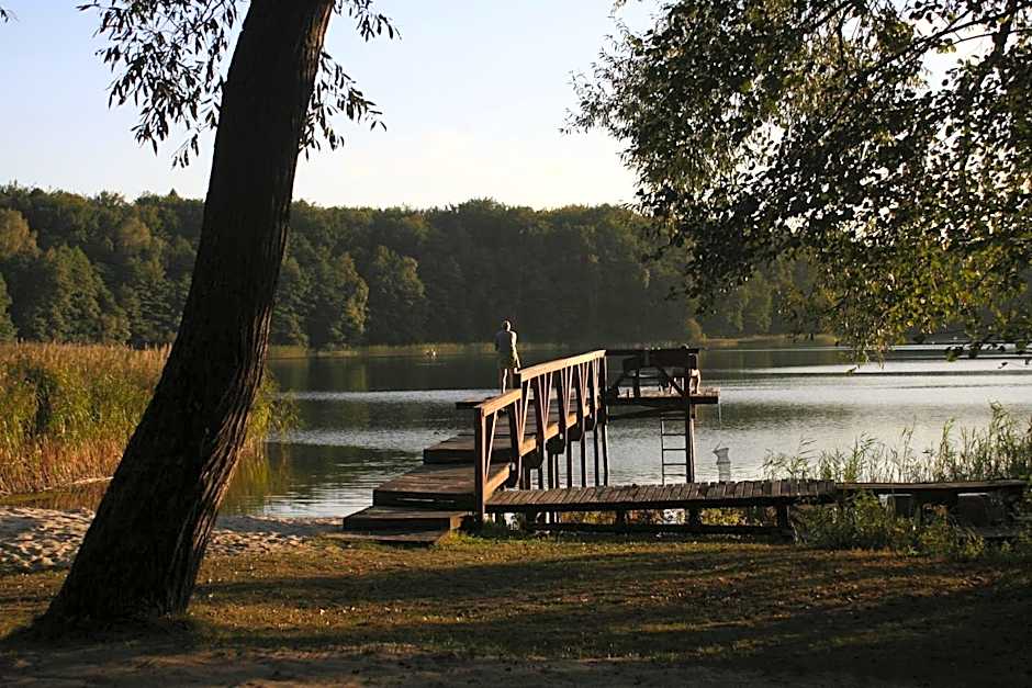 Stajnia Sarnówek Nad Jeziorem Różany