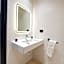 NewCity Hotel & Suites