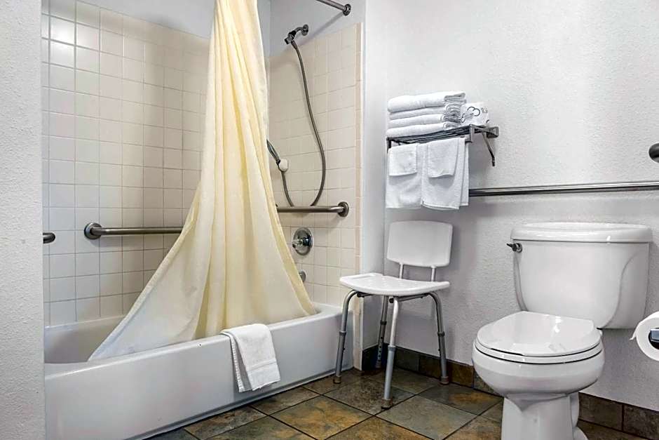 Econo Lodge Miles City I-94