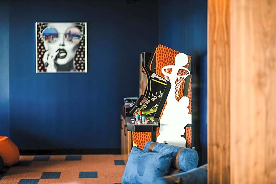 Kepler Club Riga Airport Hotel - Airside EU Transit Area - Only Schengen