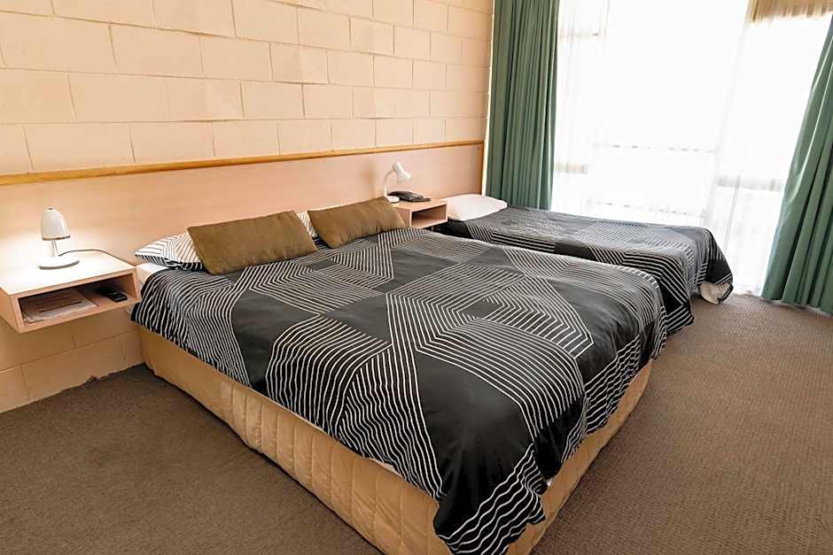 The Prince Mark Motor Inn