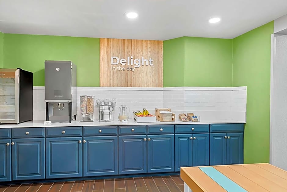 Spark by Hilton Oxford