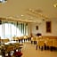 STARRISE LEISURE HOTEL