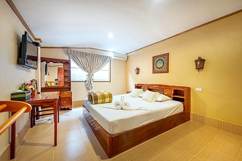 Chandra Varin Hometel