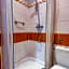 Sapphire Hotel Rooms Lechicka