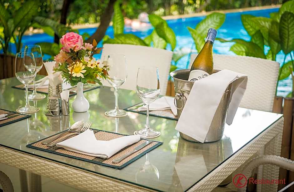 The Lokal Hotel Phuket