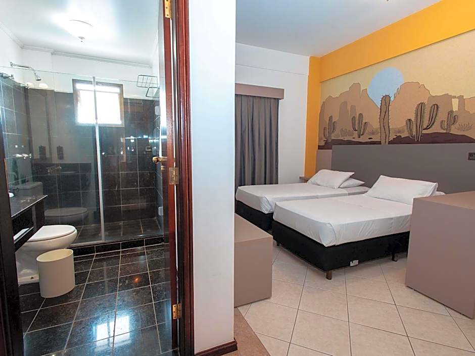 Ibis Styles Presidente Prudente, Portal of the West