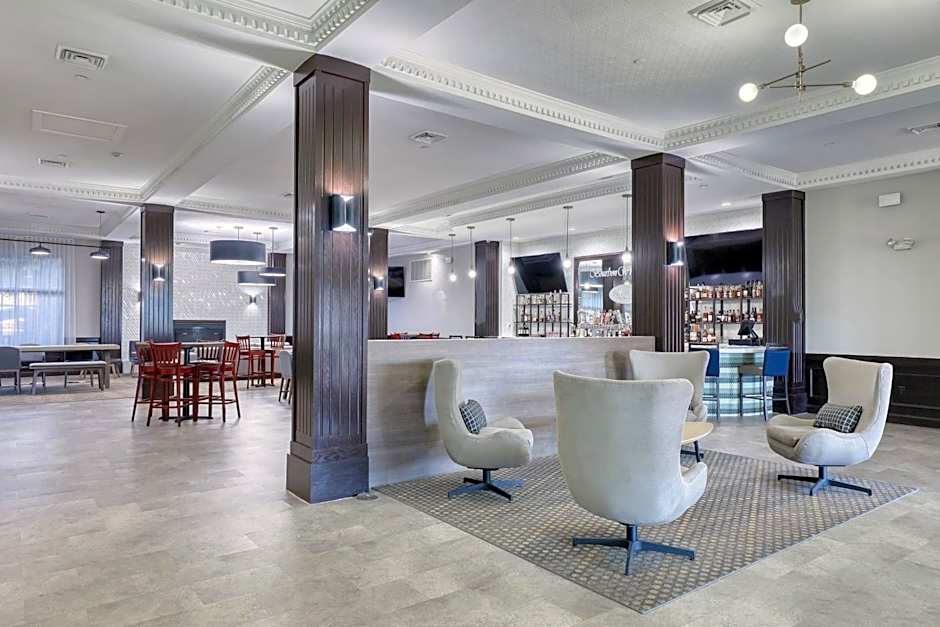 Holiday Inn Hotel & Suites Madison West - Middleton By IHG