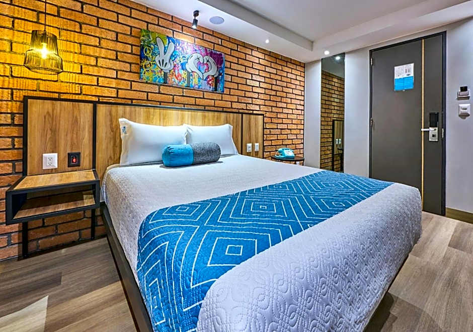Hotel Marti