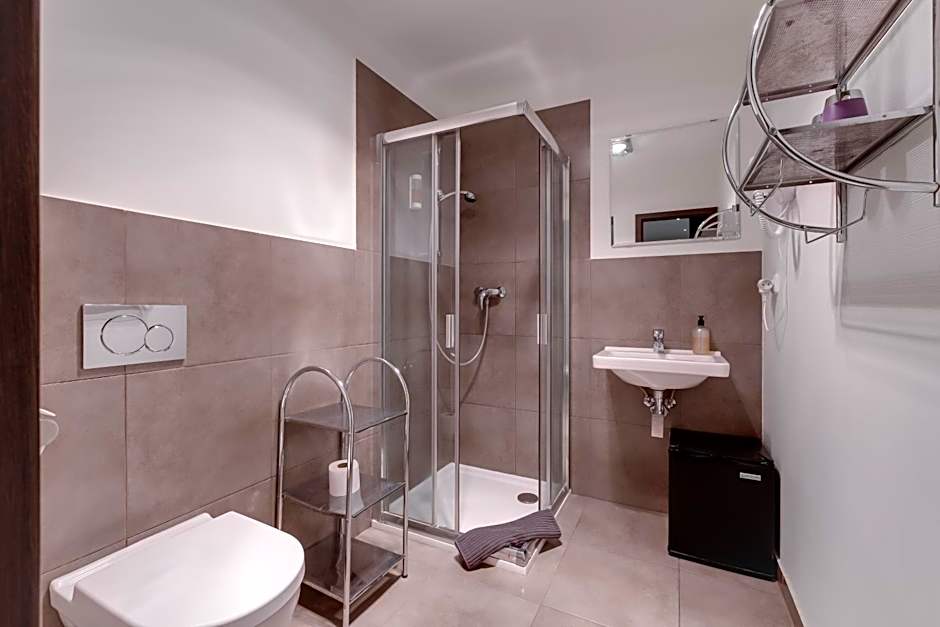 VV hotel & apartments