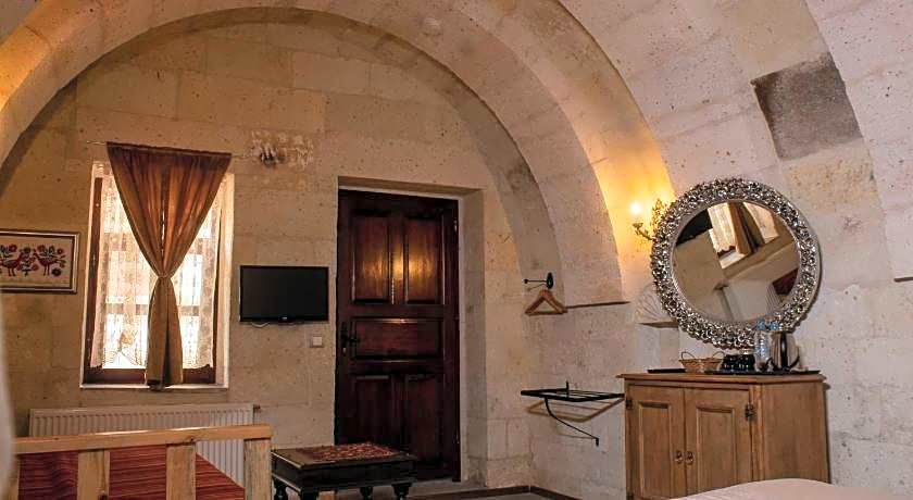 Cave Art Hotel