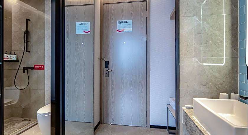 Echarm Hotel Hechi Bama