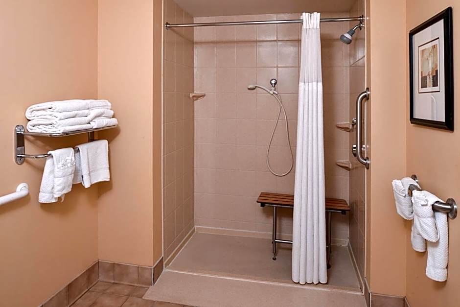 Staybridge Suites Indianapolis-Airport By IHG