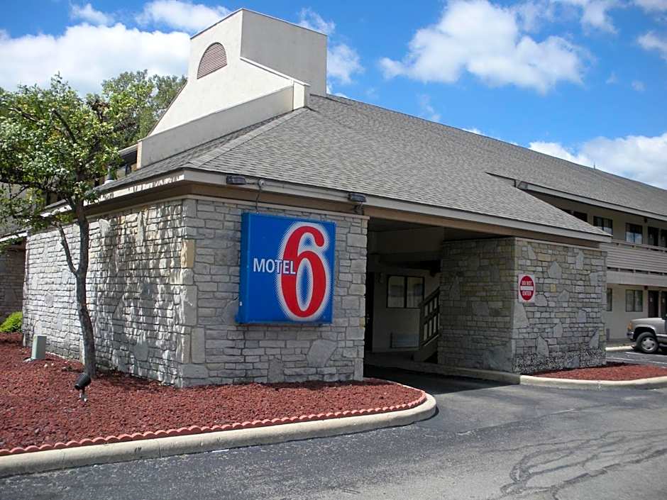 Motel 6-Dayton, OH - Englewood