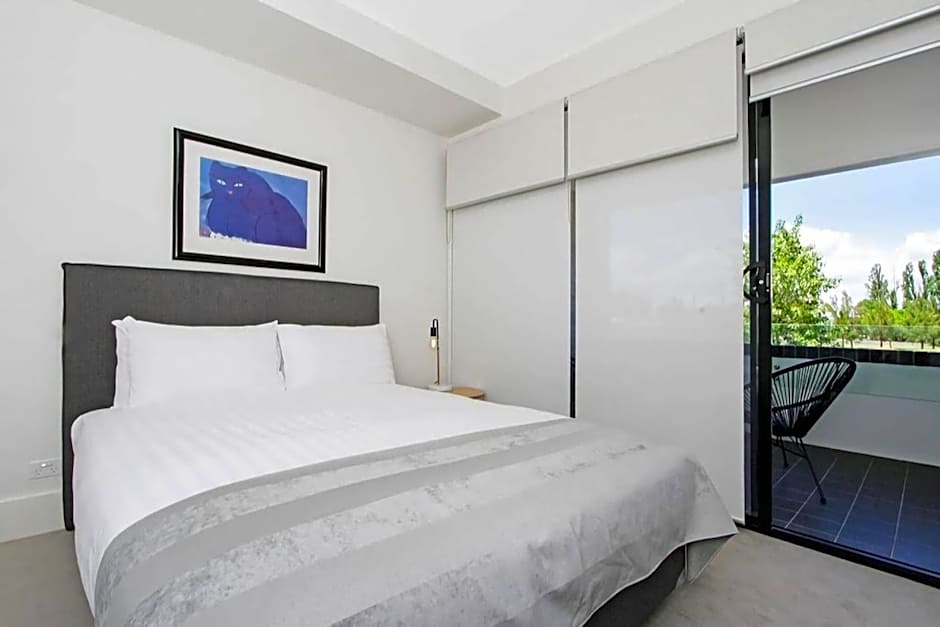 Accommodate Canberra - The Prince