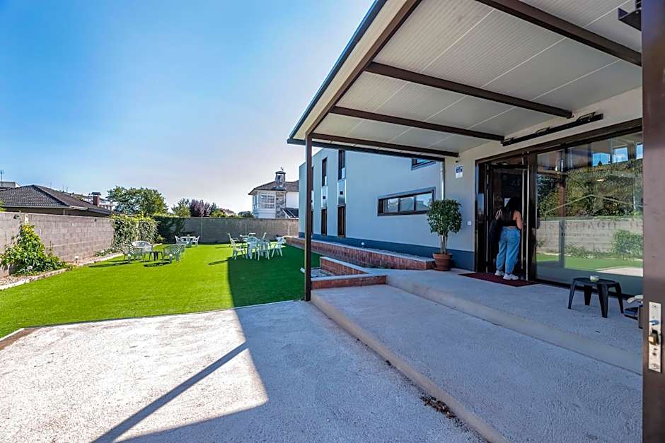 Albergue Santiago 15 Monforte