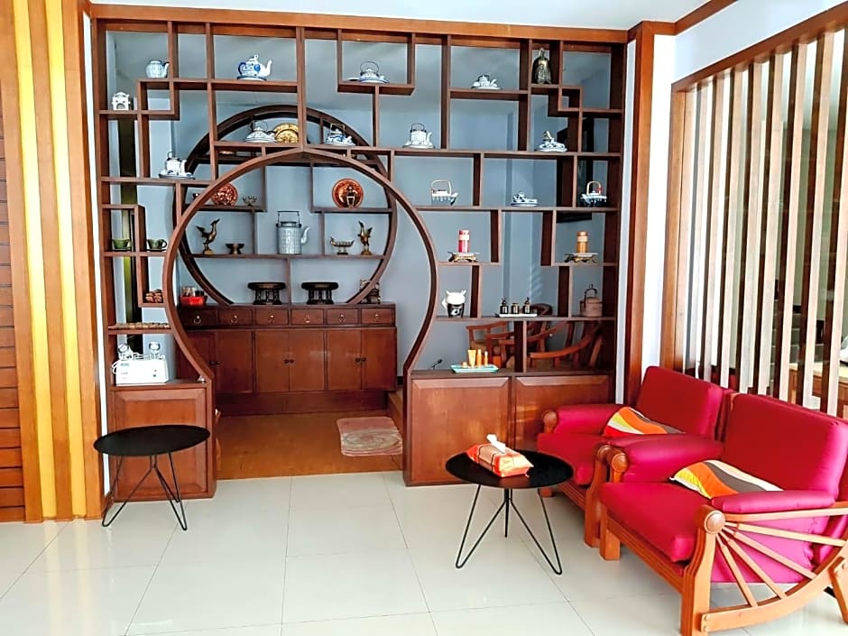 Lub Sbuy House Hotel