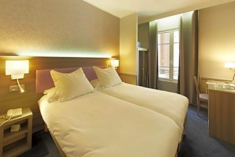 Two Connecting Double Rooms