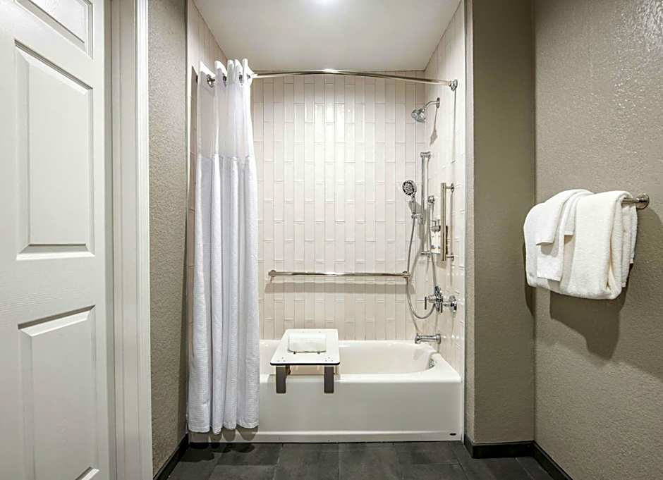 Staybridge Suites Oxnard River Ridge By IHG