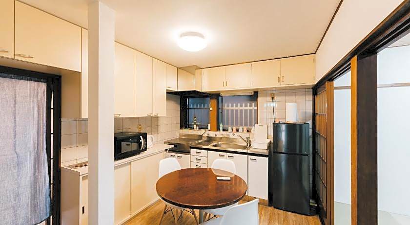 B&B MIKAWA - Kanazawa Fish Harbour