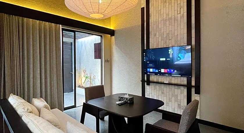 Aruni Bali Jimbaran Boutique Villa