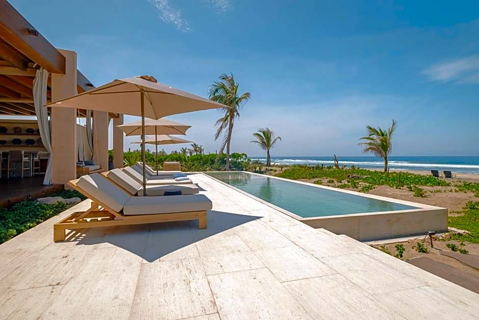 ONTO House Puerto Escondido