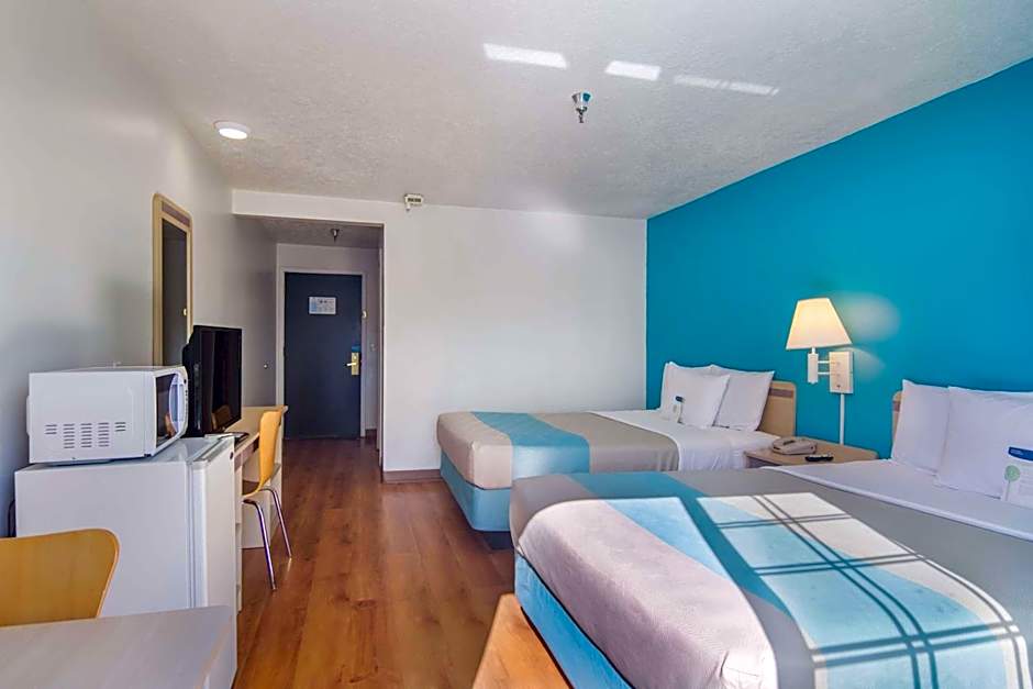 Motel 6-The Dalles, OR