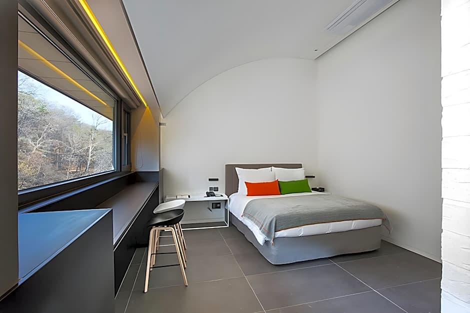 Photo 1 of 2 of Suite