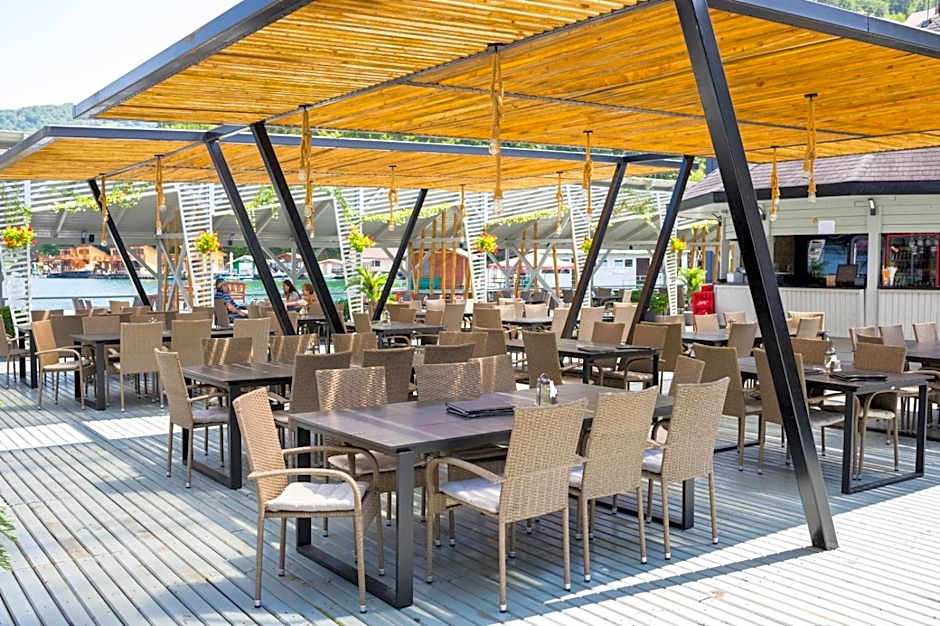 Hotel Pescarus Port Bicaz