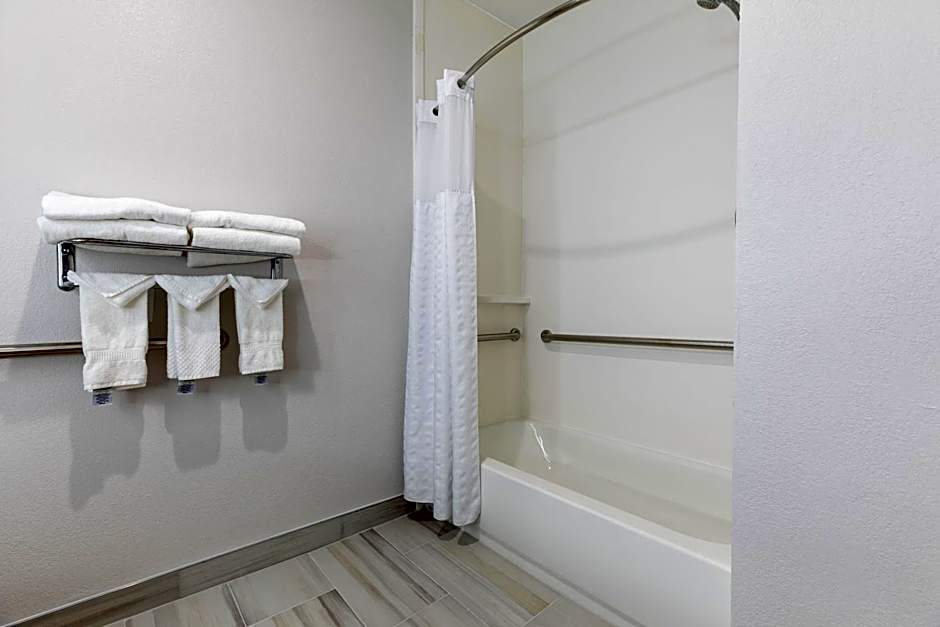 Comfort Suites Lombard - Addison