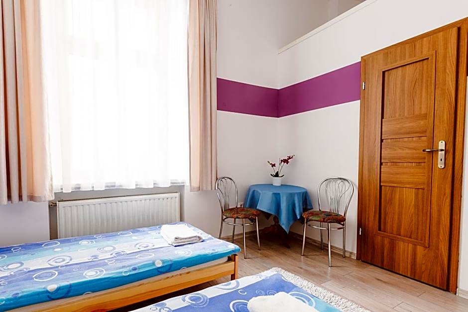 Hostel Tara