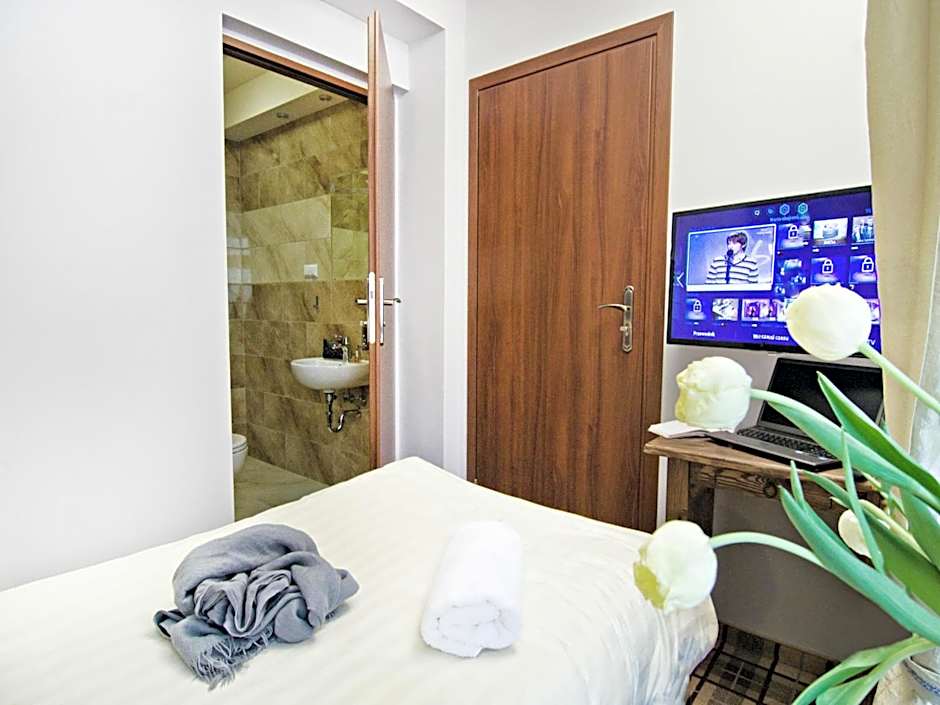 Five Stars Bed&Breakfast