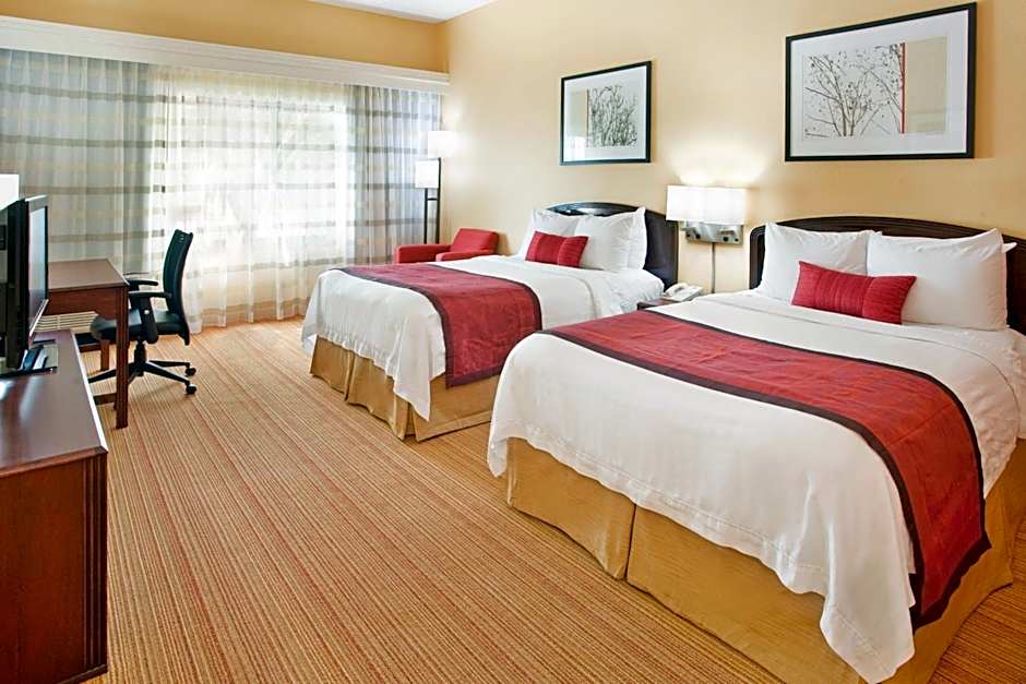 Courtyard by Marriott Houston Sugar Land/Stafford
