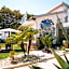 Laurus Hotel
