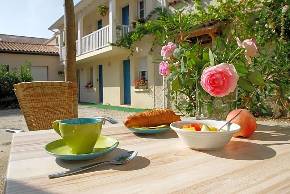 Cit'Hotel Le Cheval Blanc, Cognac Centre